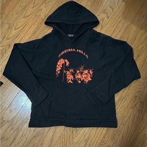 sibera hills batwing hoodie (NEED GONE)